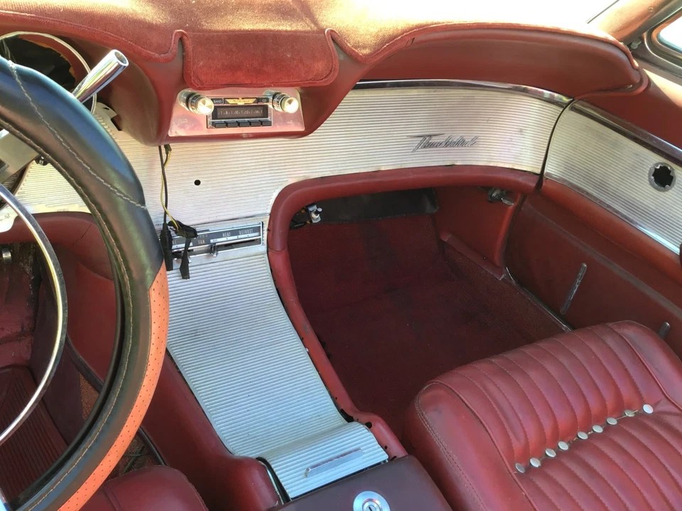 Ford Thunderbird 1962 convertible Foto 2 de 4