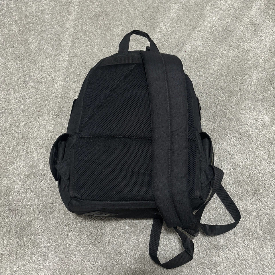 Canon Deluxe Camera Backpack Bag Black Olive Green Nylon Hiking Durable - Image 3 of 4