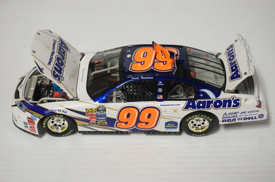 1/24 David Reutimann #99 Aaron's 2007 凯美瑞 NASCAR 压铸汽车 — 第 3/4 张图片