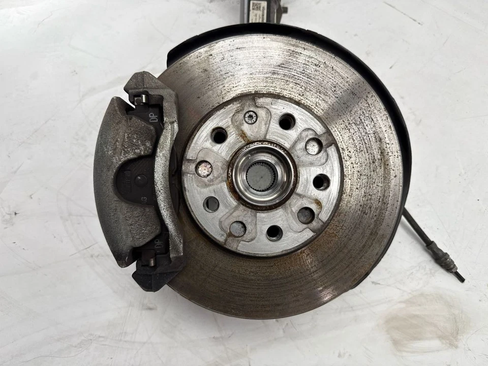 Audi Q2 - 2023 Front front wheel hub spindle knuckle 5Q0255 LAA23671 - Image 2 of 4