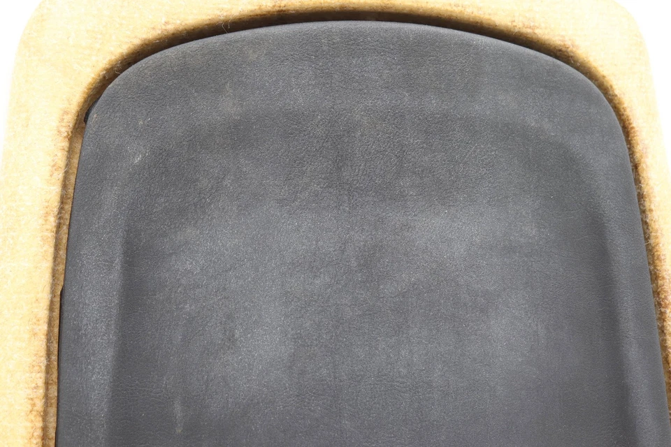 2001-2006 BMW 325I - Front SEAT BACK Panel W/ NET 8226387 - Image 3 of 4