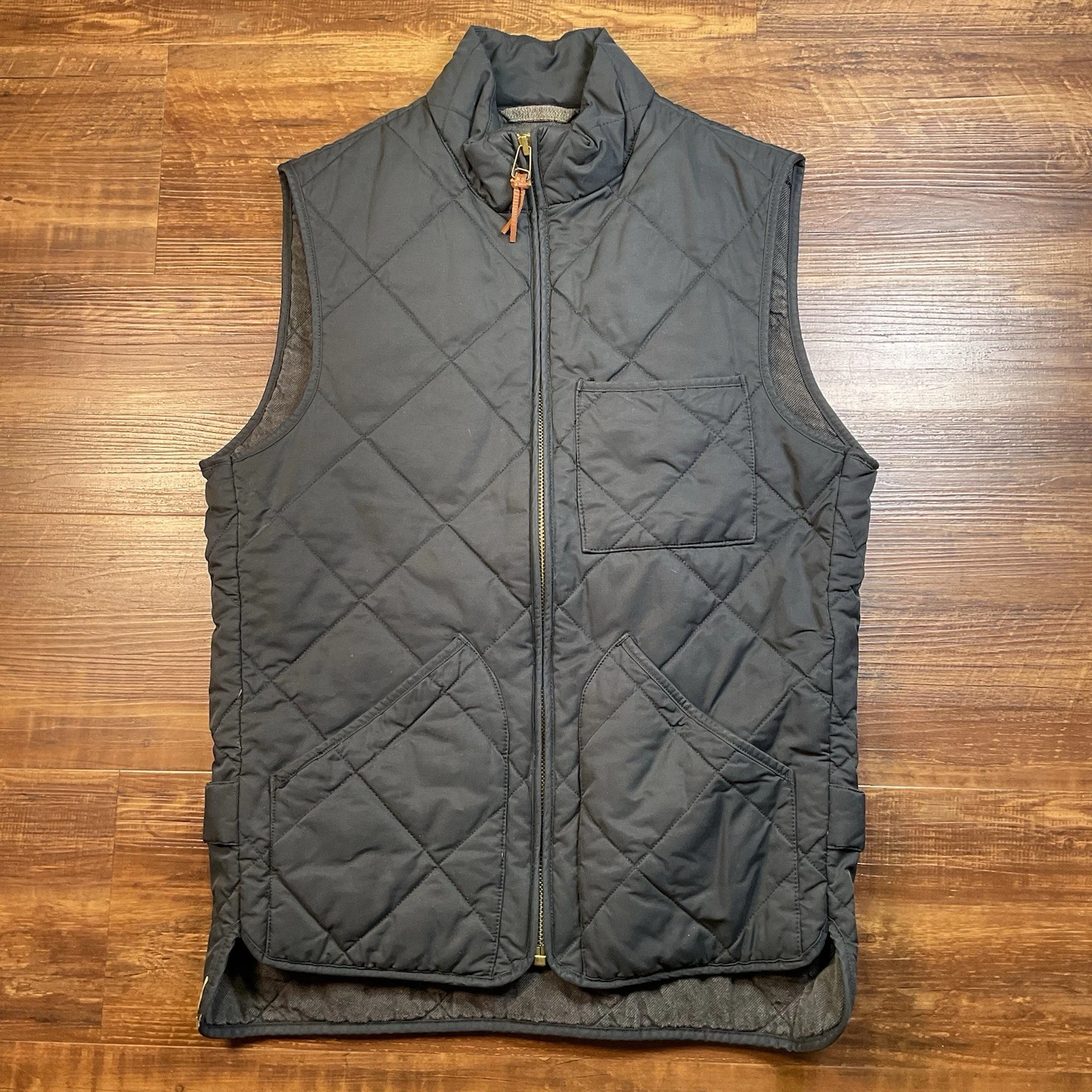 J Crew Quilted Vest Mens XS Black Full Zip Thermore Insulation Utility Military