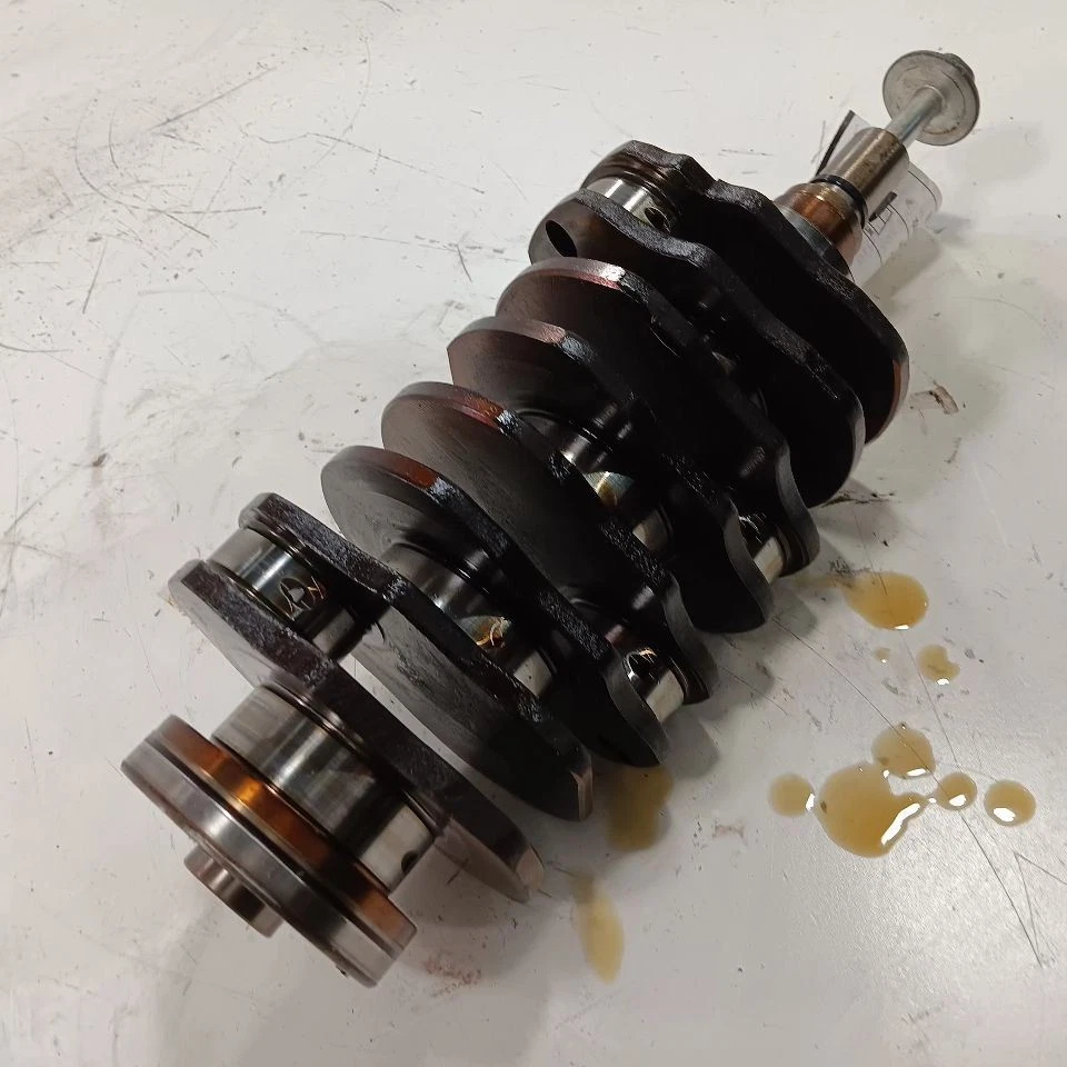 Cigüeñal del motor Subaru Outback Legacy 2018 2017 2016 2015 Foto 2 de 4