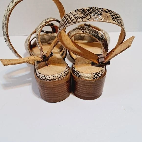 Seychelles Exhilarating Snakeskin Exotic Strappy Low Heel Sandals Size 8.5 - Image 3 of 4