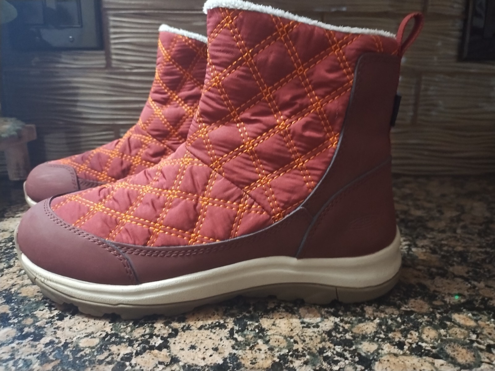 Stivali trapuntati impermeabili Keen Terradora ii donna taglia 8 usati in ottime condizioni indossati una volta