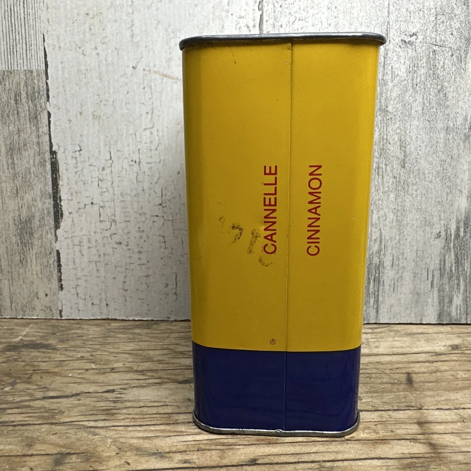 Vintage Large  Blue Ribbon Cinnamon Spice Tin - Vancouver Canada Advertising 8oz - Image 4 of 4
