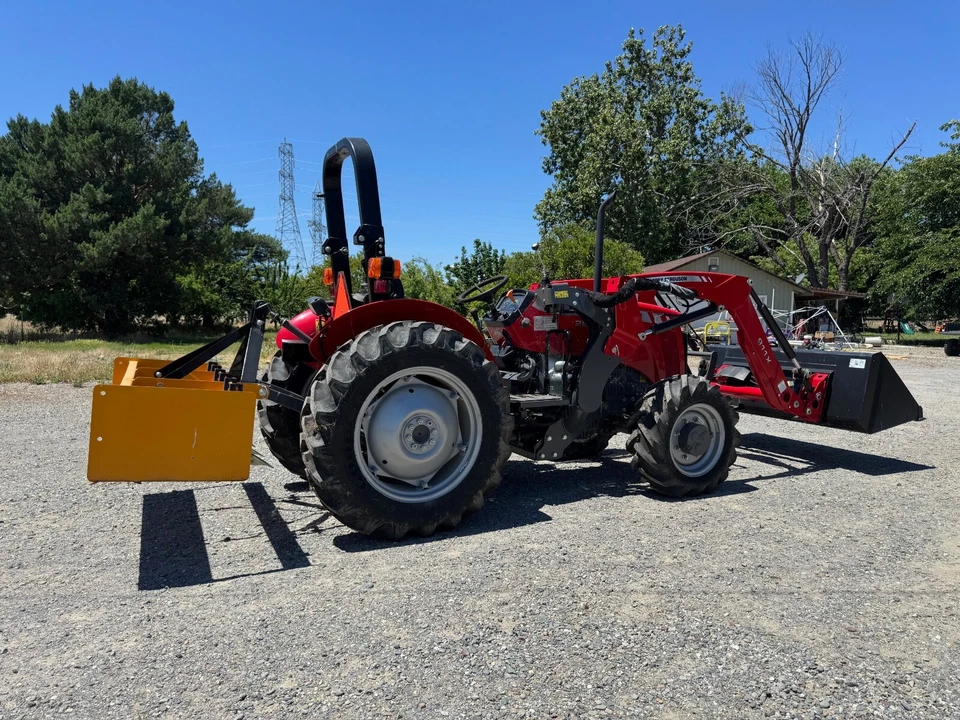 tractor for sale used 2022 Massey Ferguson 2604h   - Image 4 of 4