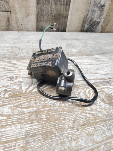 1985 85 84-87 Yamaha Virago XV700 XV 700 Front Brake Master Cylinder Reservoir