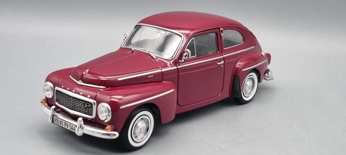 Volvo PV544 Coupé Revell 1/18 - Noir - Modèle 1960 - Neuf En Boite