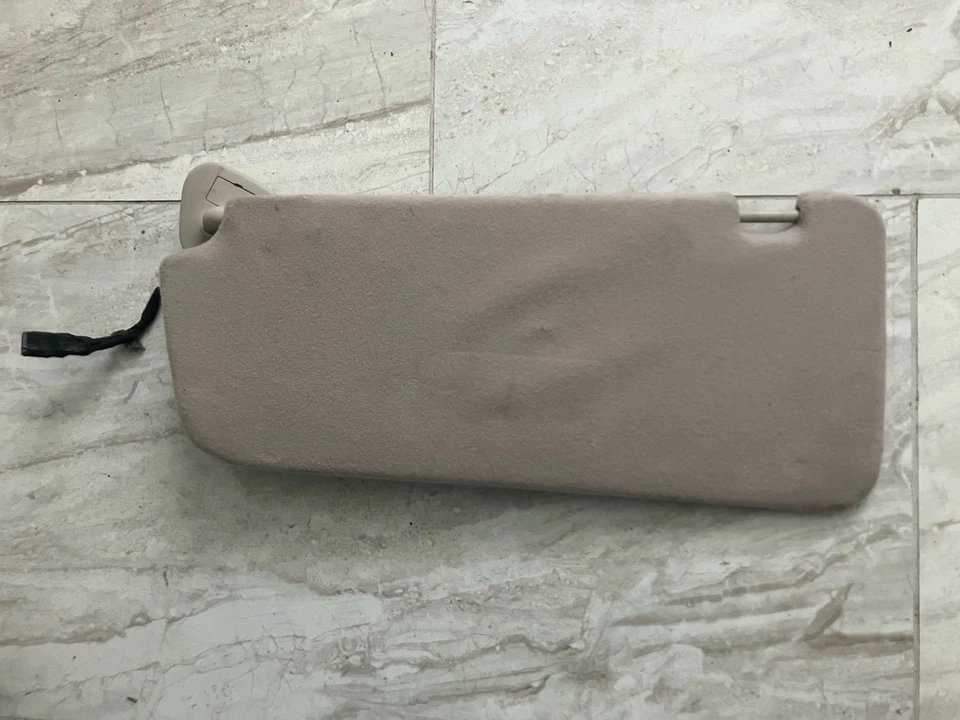 Parasol delantero derecho Jaguar XJ8 1998-2003 Vanden Plas con espejo original. Foto 3 de 3