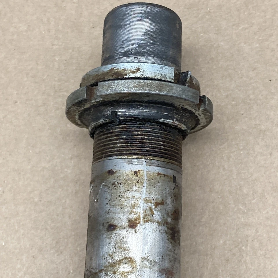 Abrazadera inferior y vástago de dirección Hodaka Ace 100 Wombat Road Toad Super Rat 30 mm Foto 3 de 4