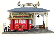 Lemax Trolley Station Decorative Village Piece O Scale range 1:64-1:48