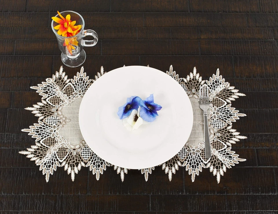 Beautiful Antique Lace Placemat 13"x20" Dresser Scarf Coffee Table Runner Dolly - Image 4 of 4