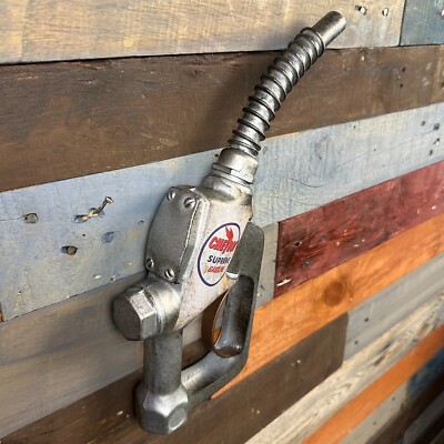 ヴィンテージガスポンプ ノズル CHEVRON SUPREME ガレージ グッズ Chevron Supreme Gas Pump Nozzle Wall Decor With Retro Vintage