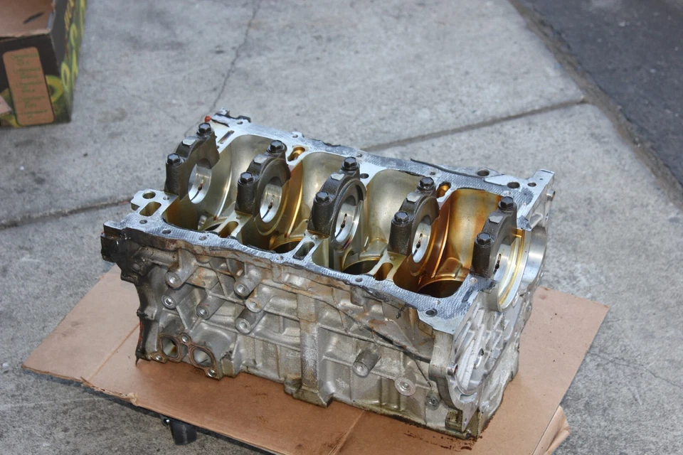 BLOCO DE MOTOR FABRICANTE DE EQUIPAMENTO ORIGINAL PARA 2011-2017 JEEP DODGE COMPASS PATRIOT CALIBRE 2.0 - Imagem 3 de 4