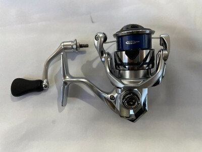Shimano 23 Stradic C2000SHG Spinning Fishing Reel New from Japan 