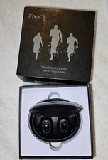 True Wireless Bluetooth Earbuds/headphones With Charging Case OPEN BOX NEW.