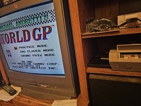 NES 4 game Lot Soccer, All Pro Basketball, Championship Pool, World GP Tested