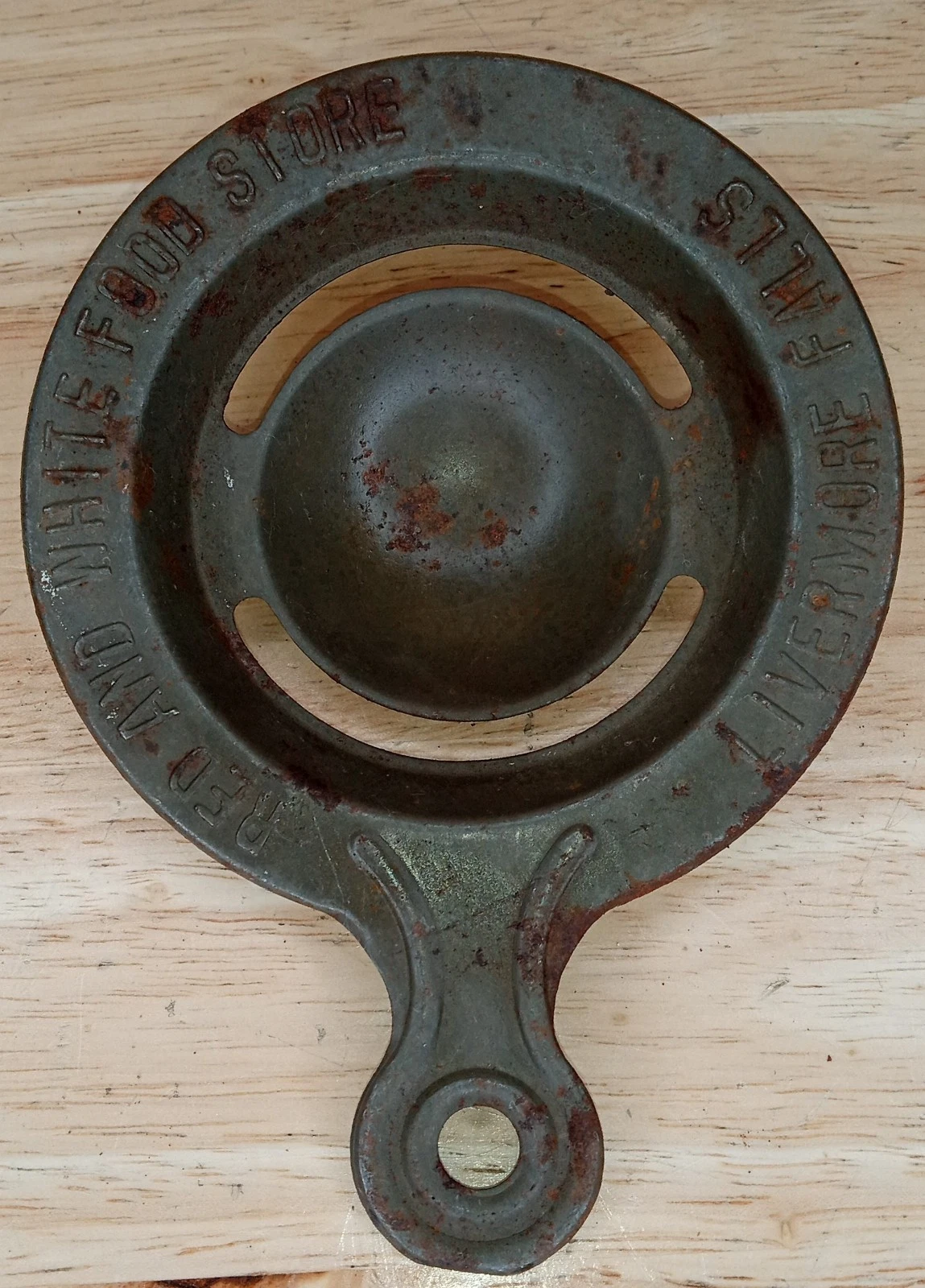 Vintage Tin Egg Separator Advertising Red & White Food Store On Livermore Maine
Opens in a new windo
