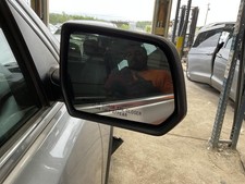 Used Right Door Mirror fits: 2017 Gmc Acadia mirror opt DR5 w/o lane keep assist