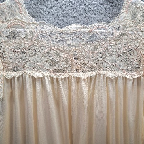 Shadowline Nightgown Sz Medium Long Nylon and Lace Button - Picture 6 of 8