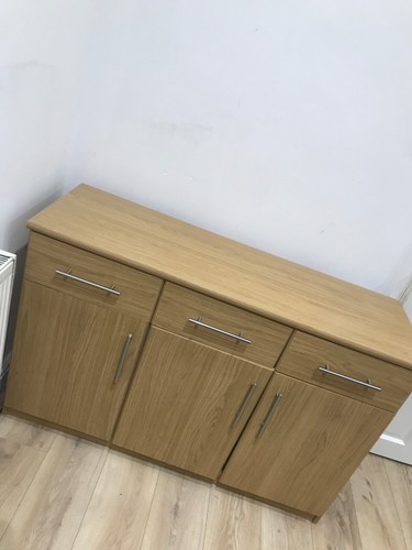 Oak effect sideboard H 76.9 W 120 and D 39.6 cm - Picture 2 of 2