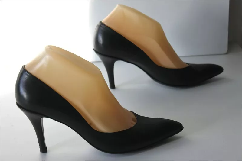 Sharp pointed shoes clearance