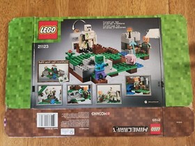 LEGO Minecraft The Iron Golem 21123 100% Complete w/ Manual And Box