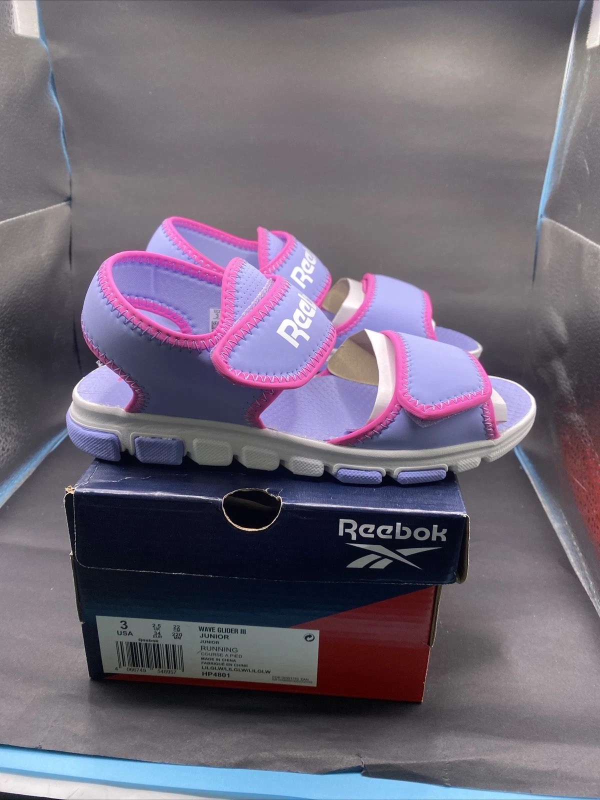 Sandali reebok ragazza taglia UK 2 5 nuovi di zecca