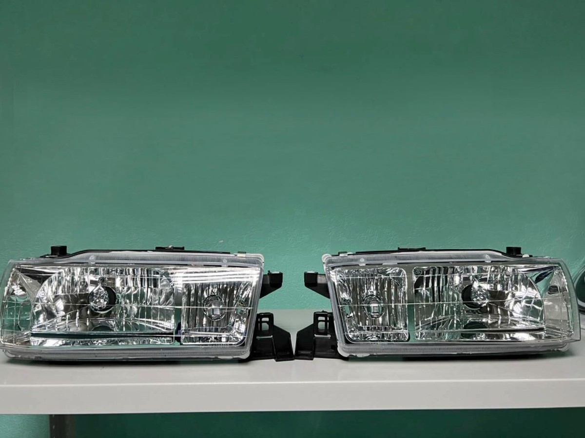 JZX90 TOYOTA CRESTA 1JZ 2JZ JDM CRYSTAL HEADLIGHTS! DHL WORLDWIDE