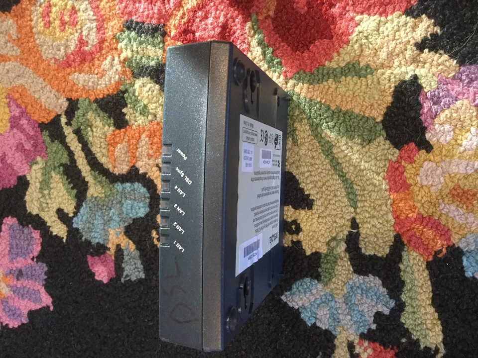 Netopia Cayman 3346N-002 4-Port 10/100 DSL Modem USED - Image 2 of 3