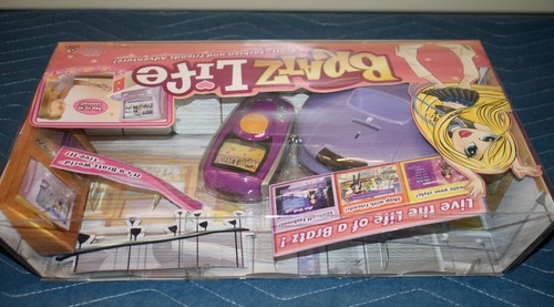 Bratz Life Interactive DVD Game Console Fashion & Friends Adventure NEW ~ CCC2 - Picture 5 of 9