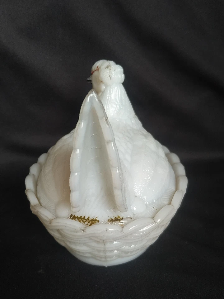 Vintage Blanco Leche Vidrio Gallina En Nido Vallerysthal Butter Dish Collecitble - Imagen 4 de 4