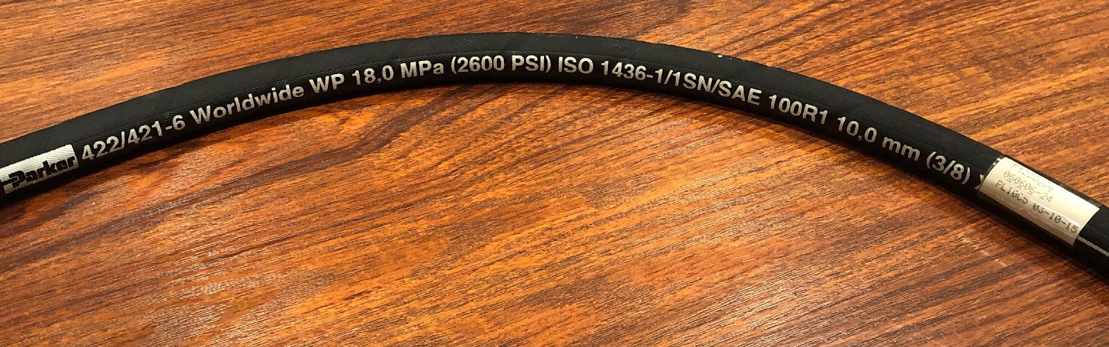 Parker Hydraulic Hose 2600 PSI SAE 100 R1AT 9/1624 UNF Female 24 in