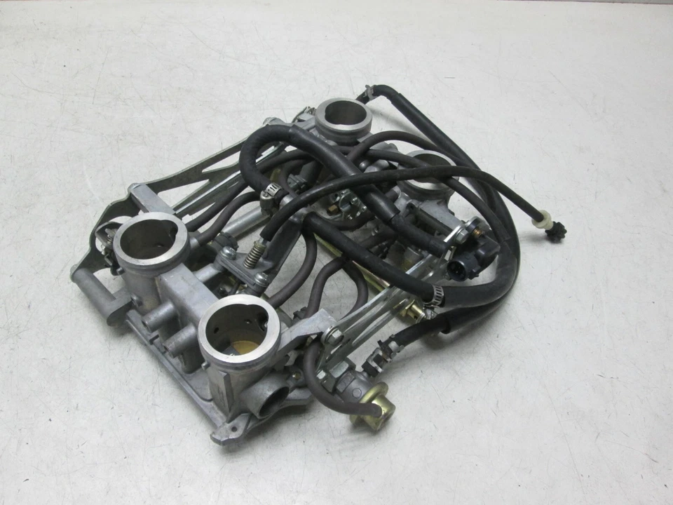 Einspritzanlage Einspritzdüse THROTTLE BODY INJECTION Honda VFR 800 RC46 Vtec - Bild 1 von 4