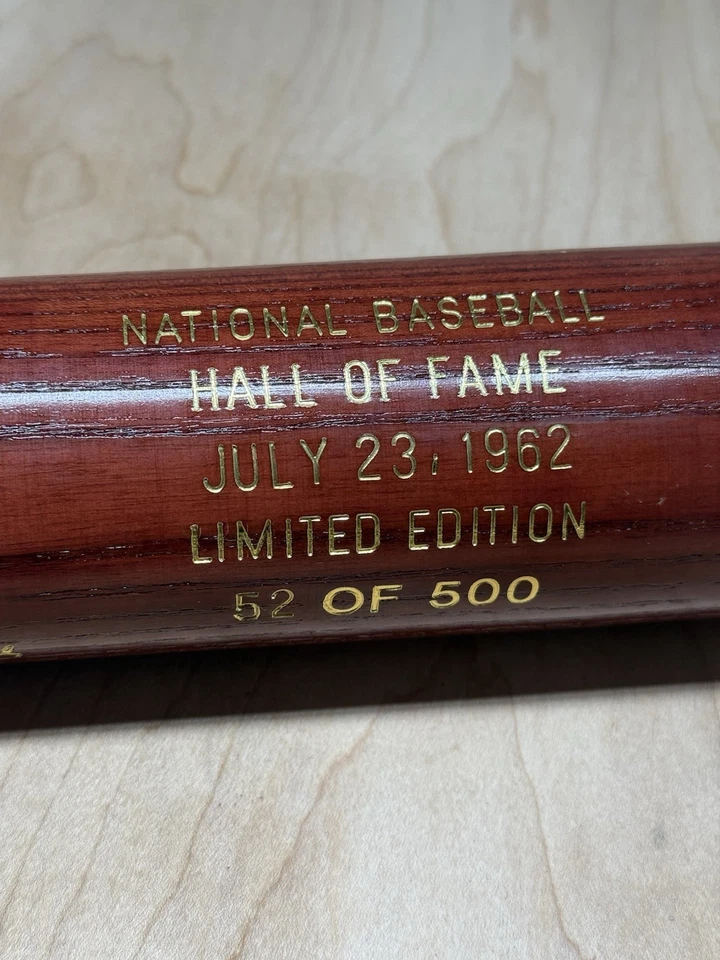 Bate de inducción de 500 Jackie Robinson Feller Roush 1962 Coopertown de béisbol de la corte Foto 3 de 4