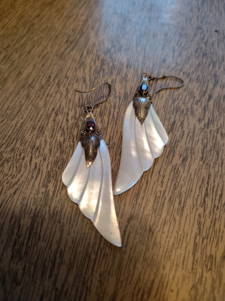 Vintage Large Sterling Plus Garnet Shell FAN Shap… - image 1