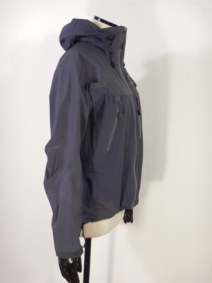 Arc'teryx Women's Vintage Gore-Tex THETA AR JACKET Made In