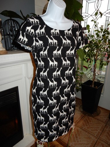 White Giraffe Print Lined XS EUC | eBay