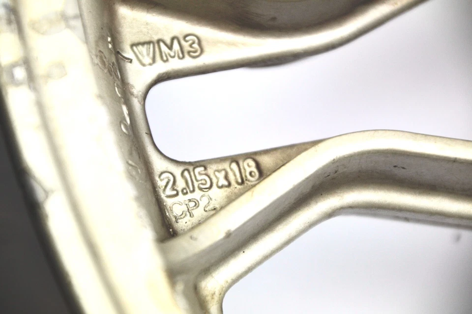 Moto Guzzi V1000 G5 VG - Llanta trasera trasera R-37D Foto 3 de 4