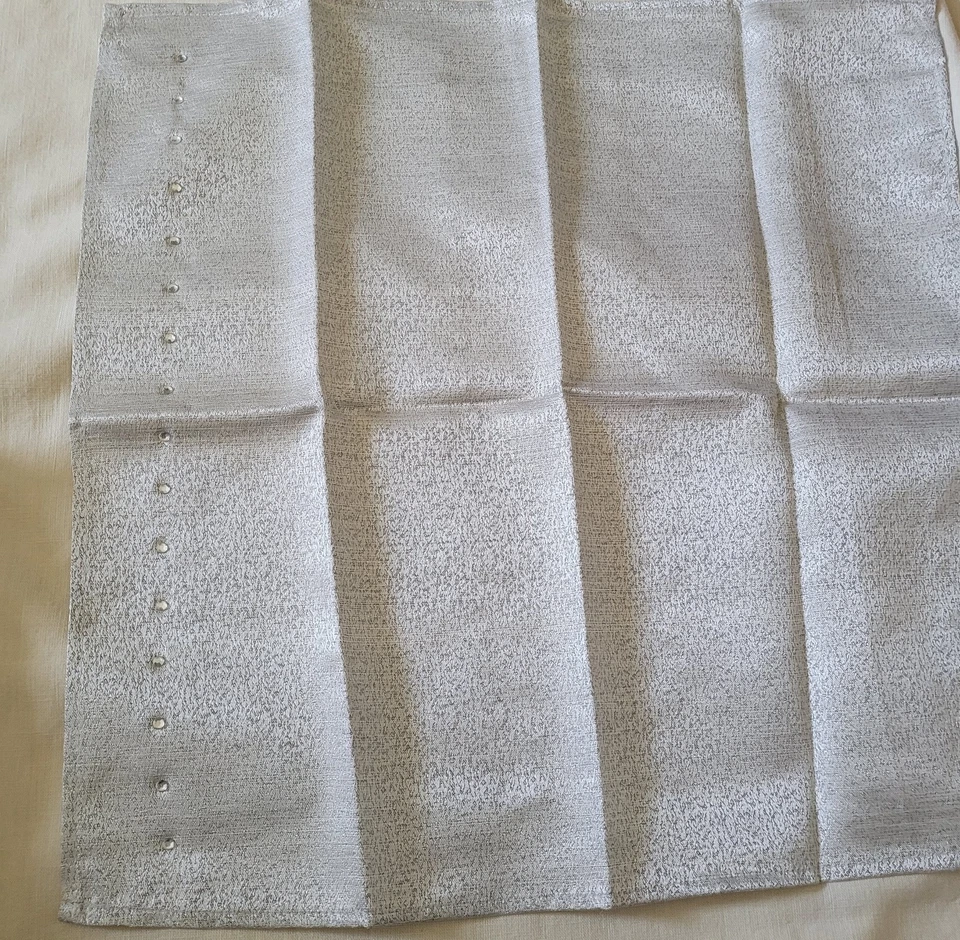 Croscill Silver And Rhinestone Napkins, 8 Each, 18 X 18 Sq - Image 2 of 4