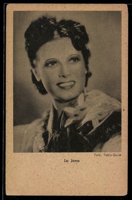 Postcard featuring actress La Jana smiling.