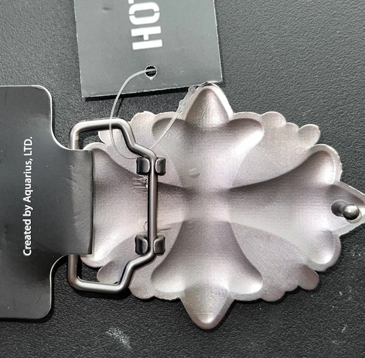 Hebilla de cinturón plateada cruz alada nueva  Foto 2 de 2