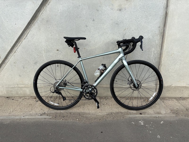 2022 Cannondale Synapse AL Sora Road Bike in Excellent Condition. £1,100 RRP