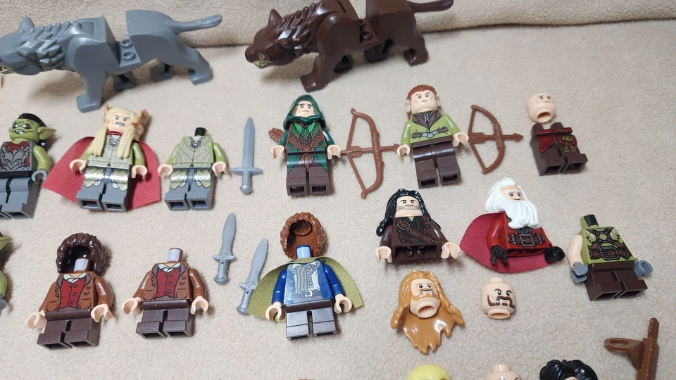 Lego Lords of the Rings & The Hobbit Minifigure Lot - Image 4 of 4