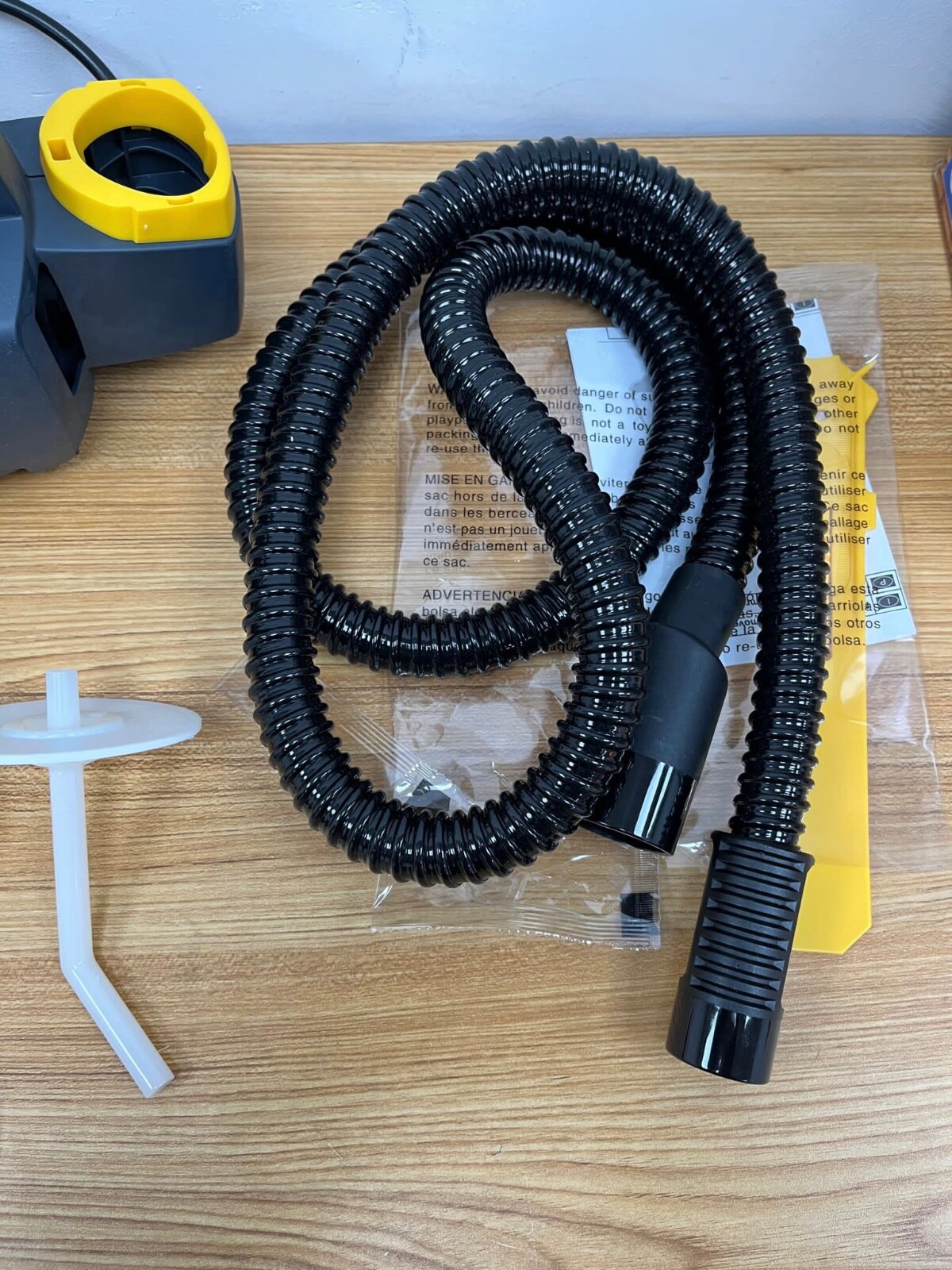 WAGNER Fence and Decking 460W Airless Paint Sprayer Yellow/Black