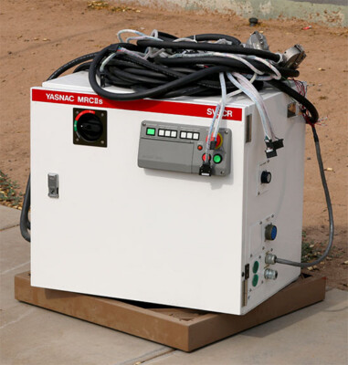 Yaskawa MotoMan Yasnac SV3 MRCIIs ENCM-RM6171 Industrial Robot Controller 