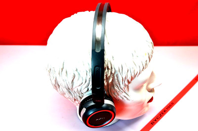 AKG K 450 - Mini  Stereo Bügelkopfhörer mit Zubehör - TOP Zustand