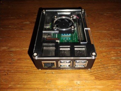 Raspberry Pi 3 Model B+ - Einplatinencomputer - Quad-Core + Gehäuse
