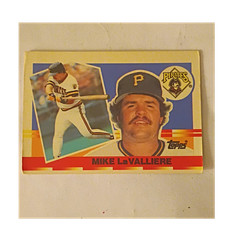 Topps 1988 Big Mike LaValliere #61 Pittsburgh Pirates Baseball Card MLB
